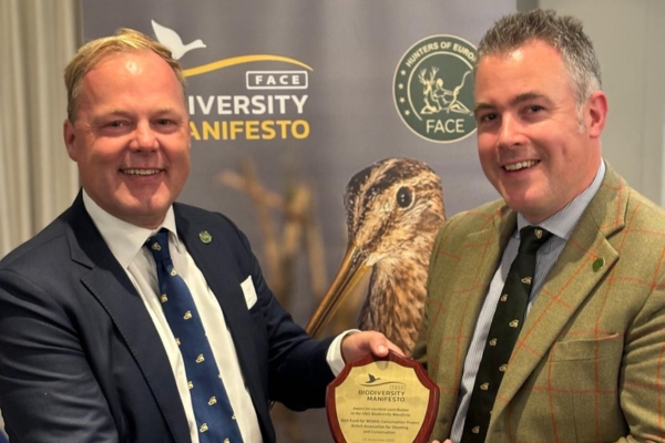 Eoghan Cameron receiving FACE biodiversity award