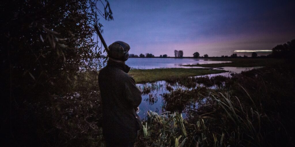 Fenland wildfowlers